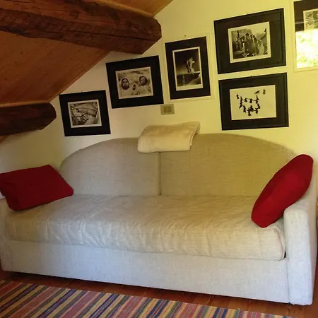 Bus De L'och Bed & Breakfast Feltre